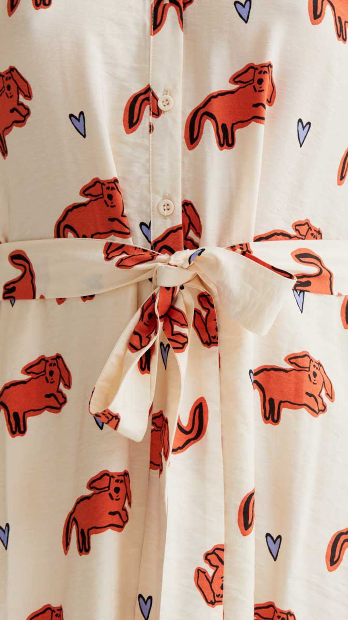 Vestido corto con estampado Tochi