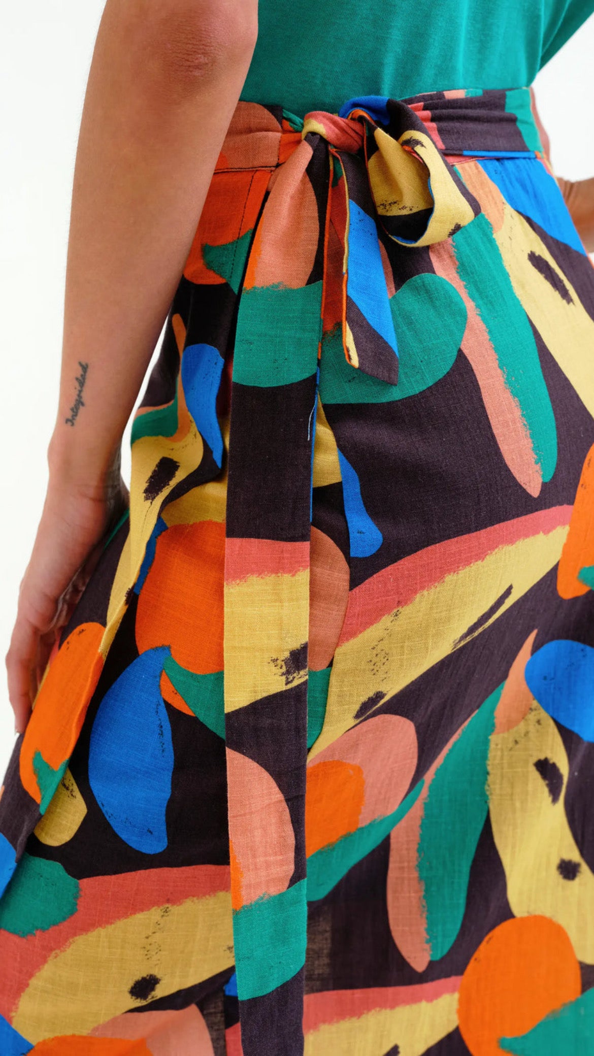 Falda midi con estampado Tutti Frutti Big