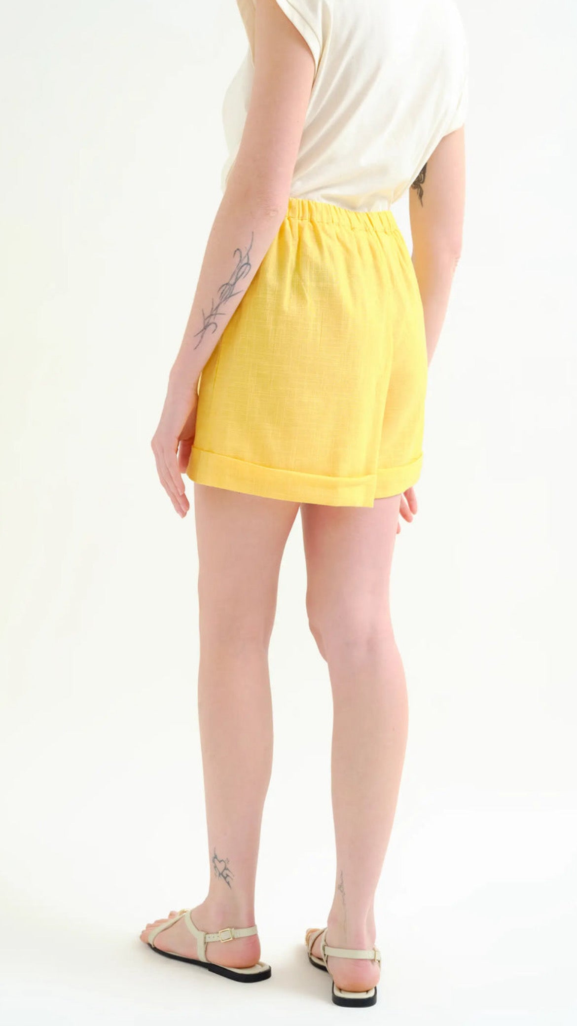 Shorts 100% algodón amarillo (R)
