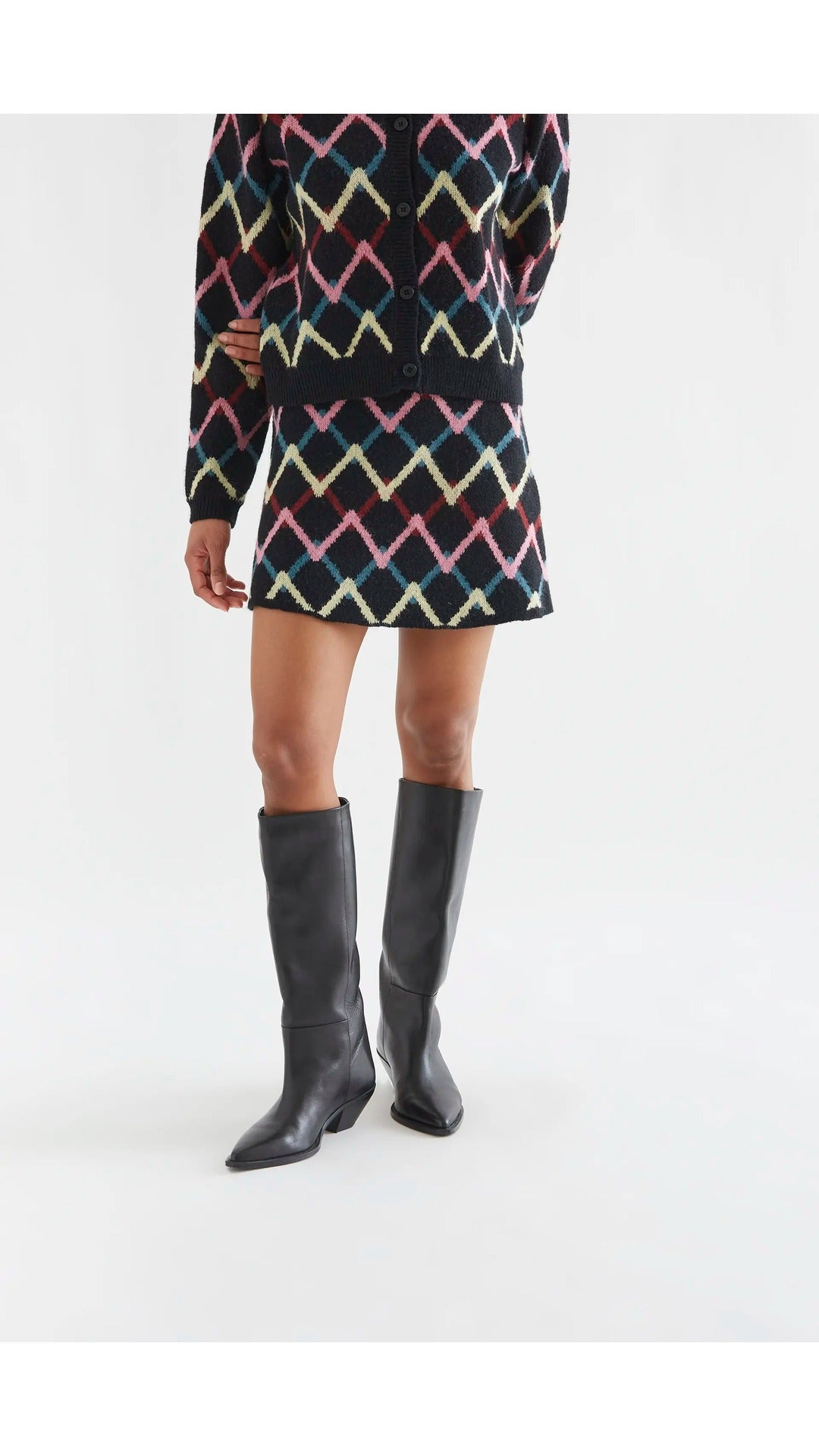 Falda corta con estampado Skein - 1