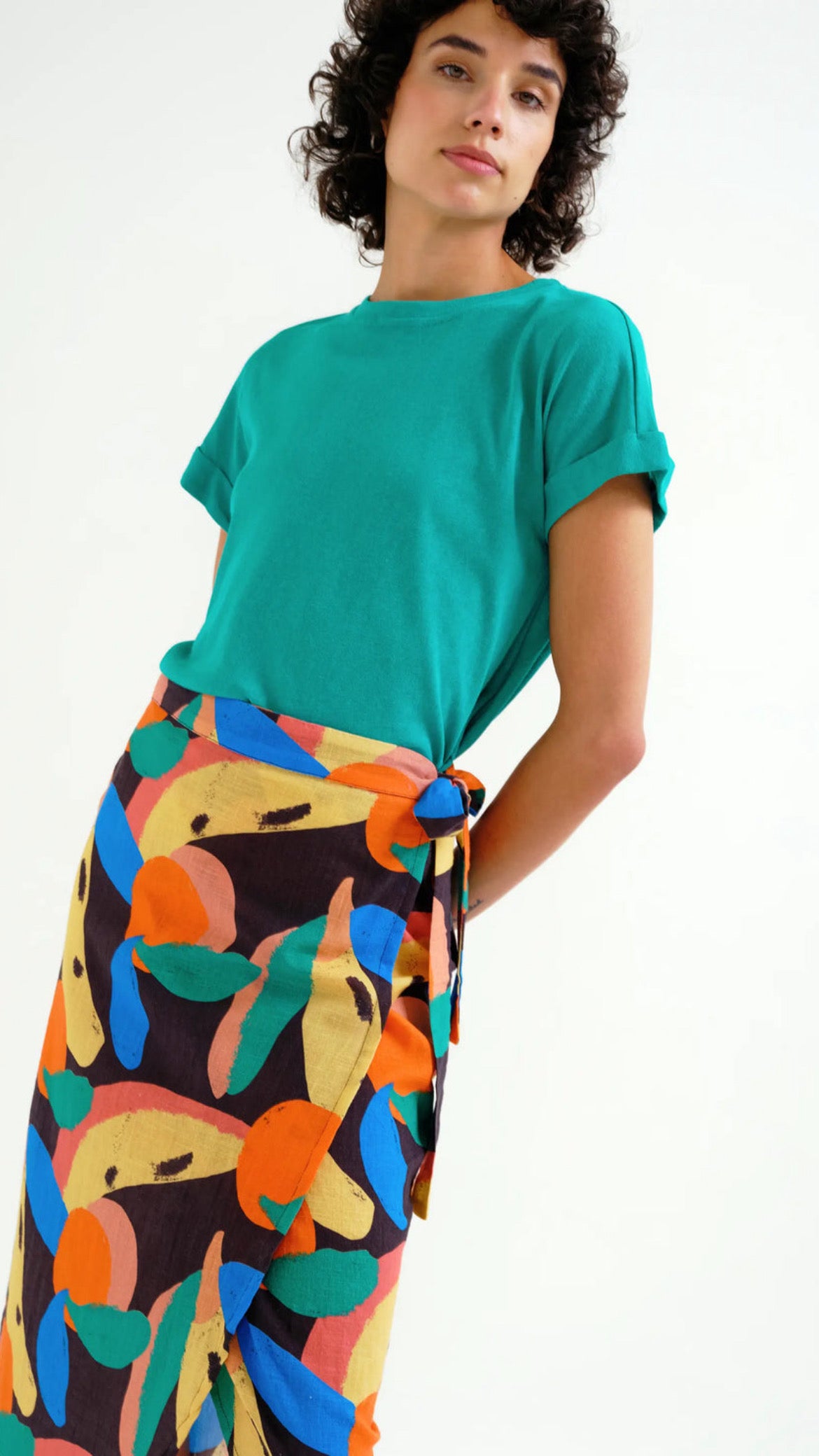 Falda midi con estampado Tutti Frutti Big