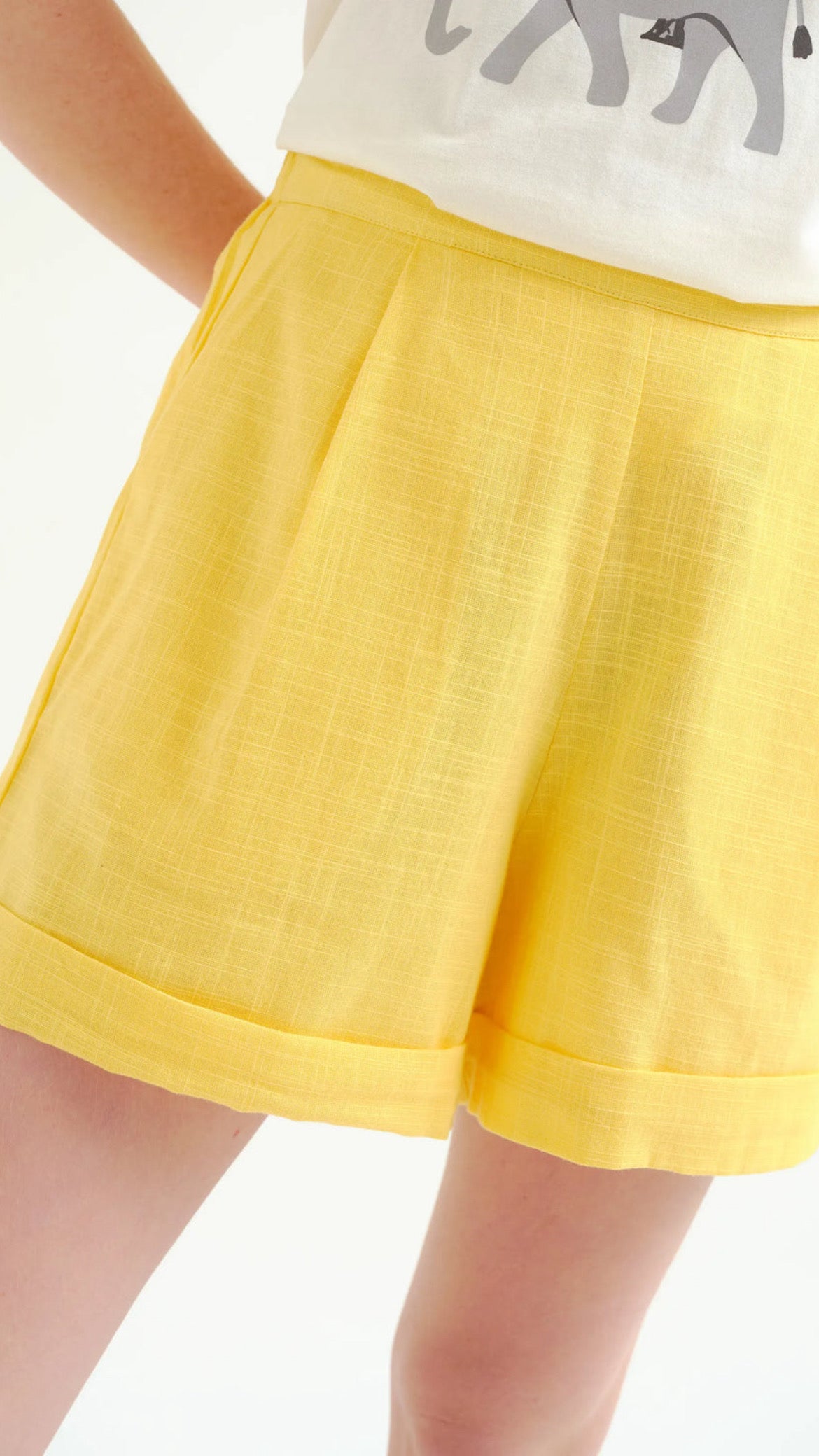 Shorts 100% algodón amarillo (R)