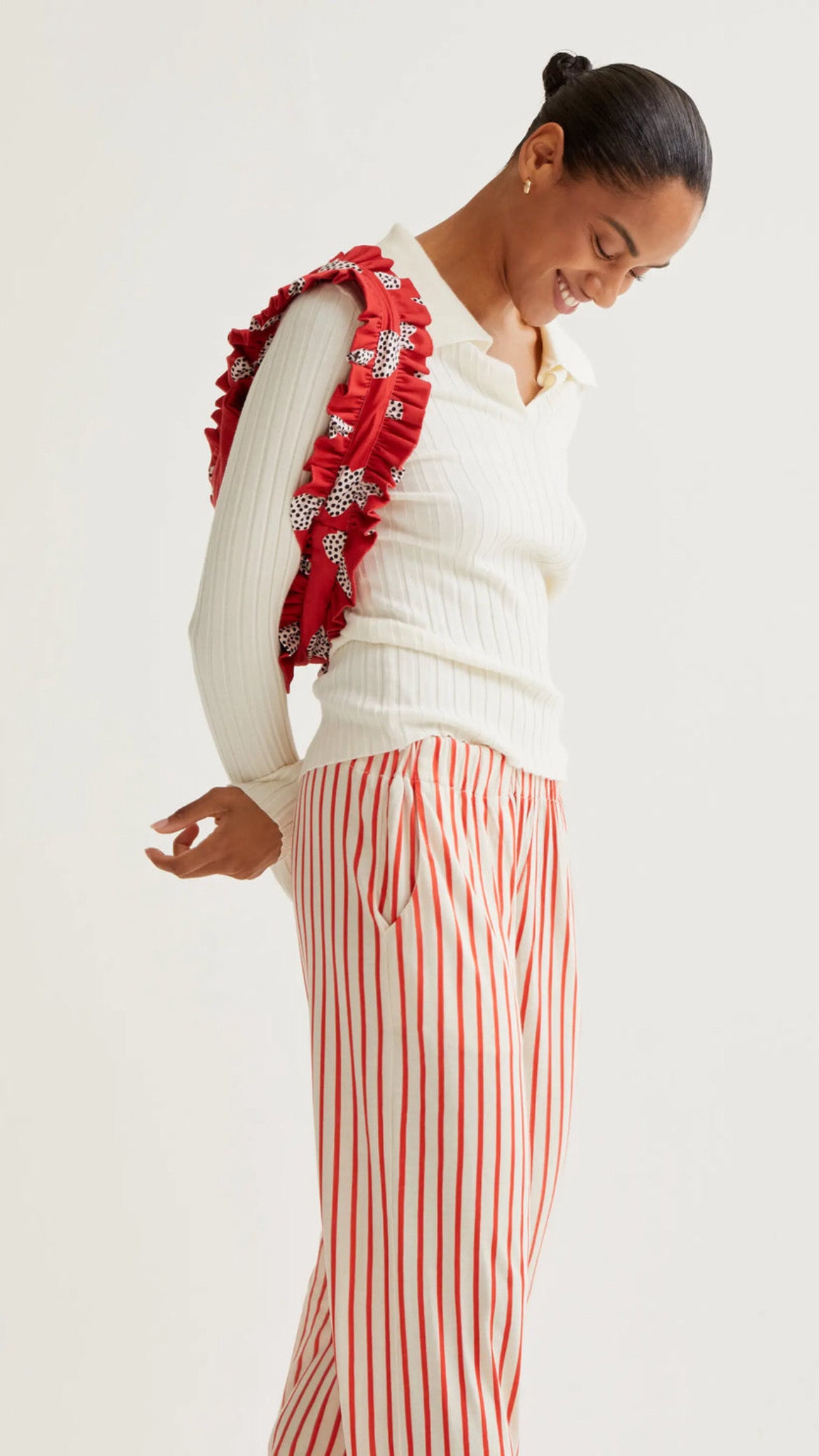 Pantalón con estampado de rayas