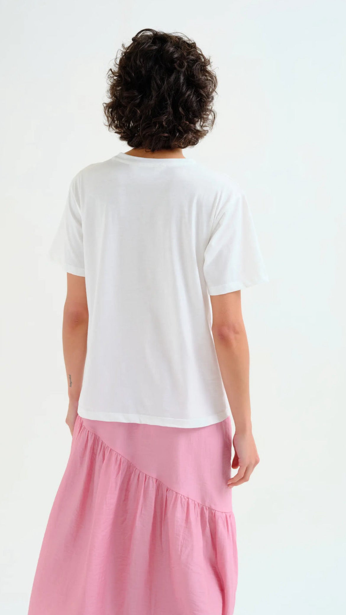 Camiseta con estampado jarrón "Compañía Fantástica"