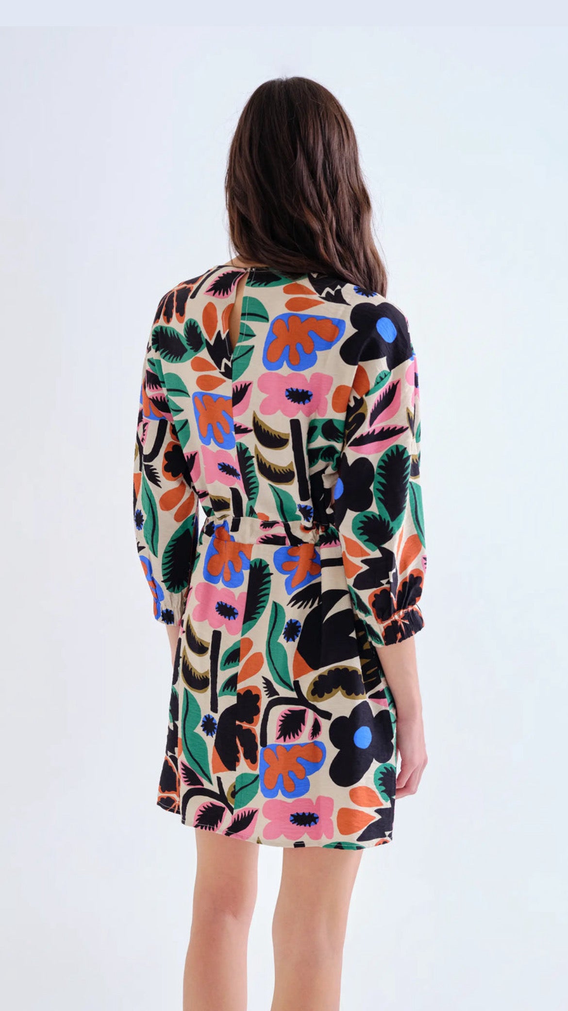 Vestido corto con estampado Neo Garden
