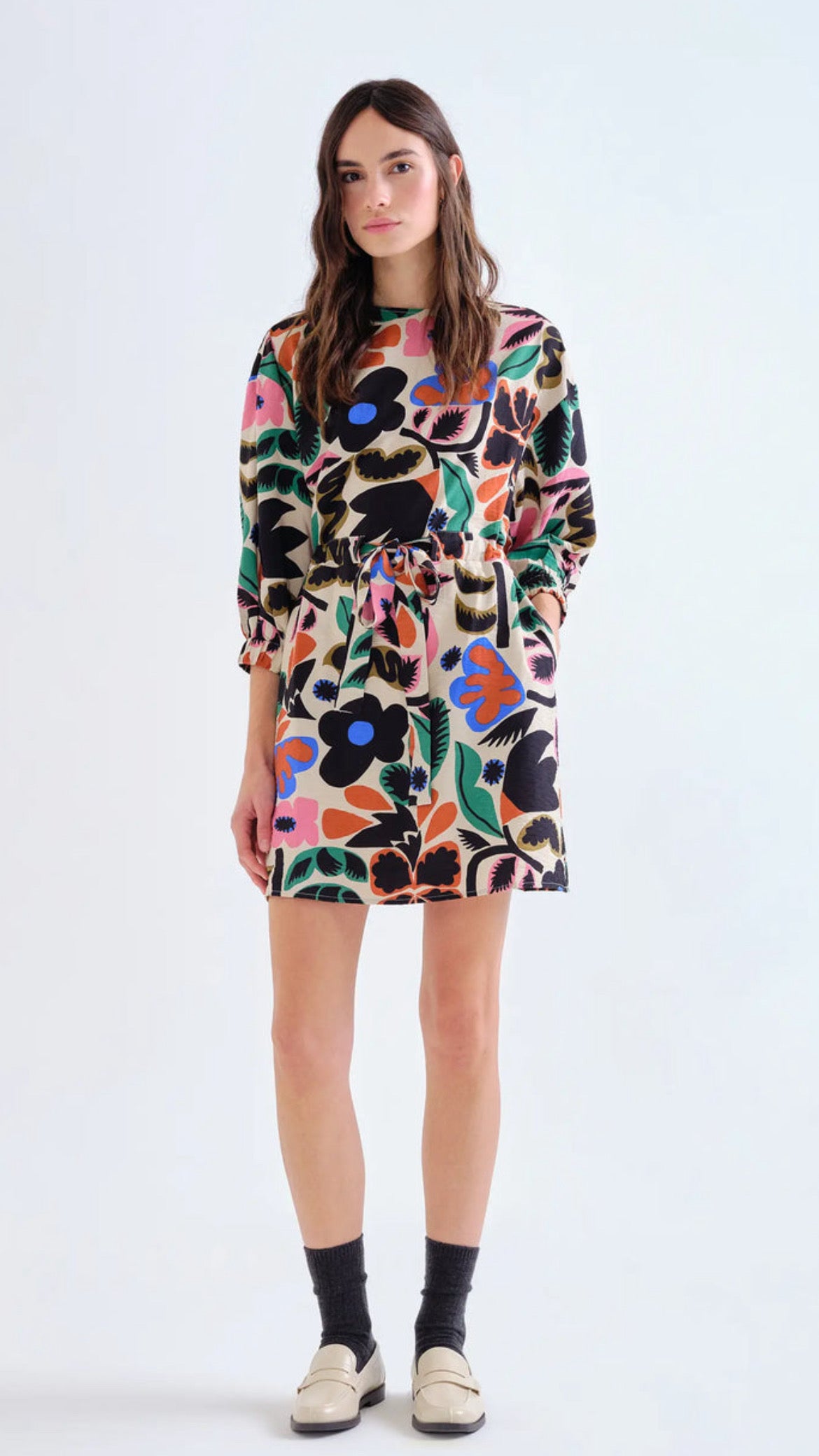Vestido corto con estampado Neo Garden