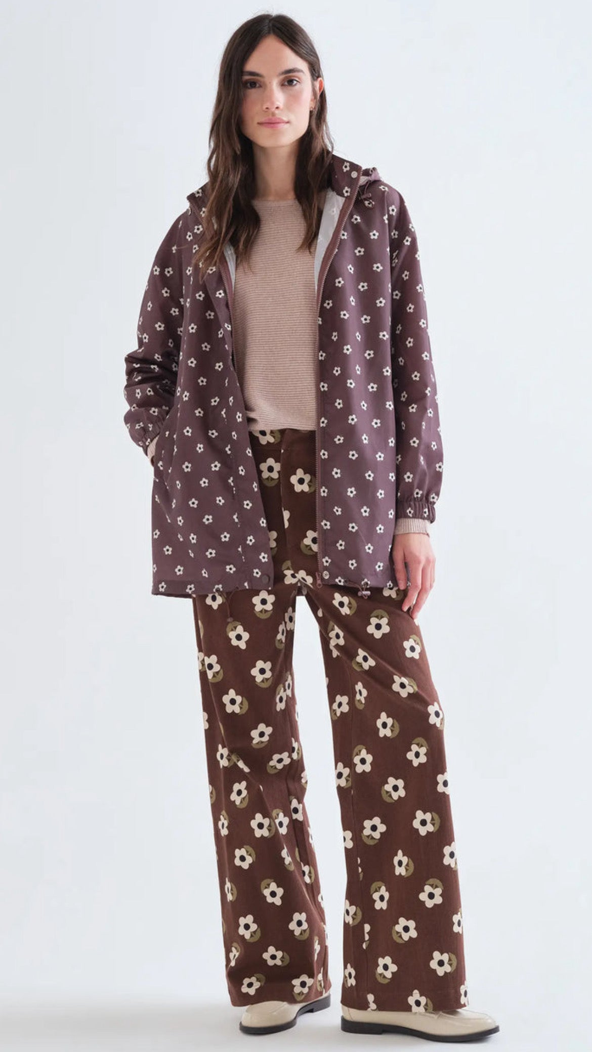 Pantalón con estampado Santini
