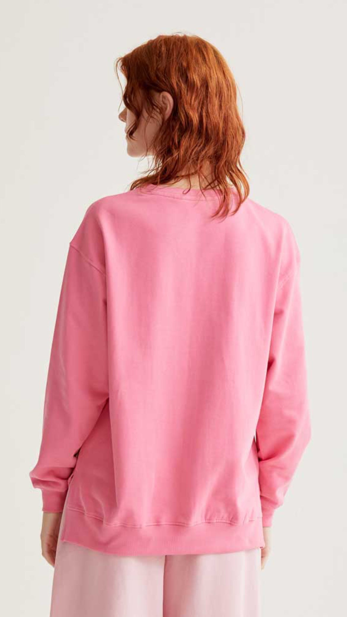 Sudadera con bordado Guinda gigante