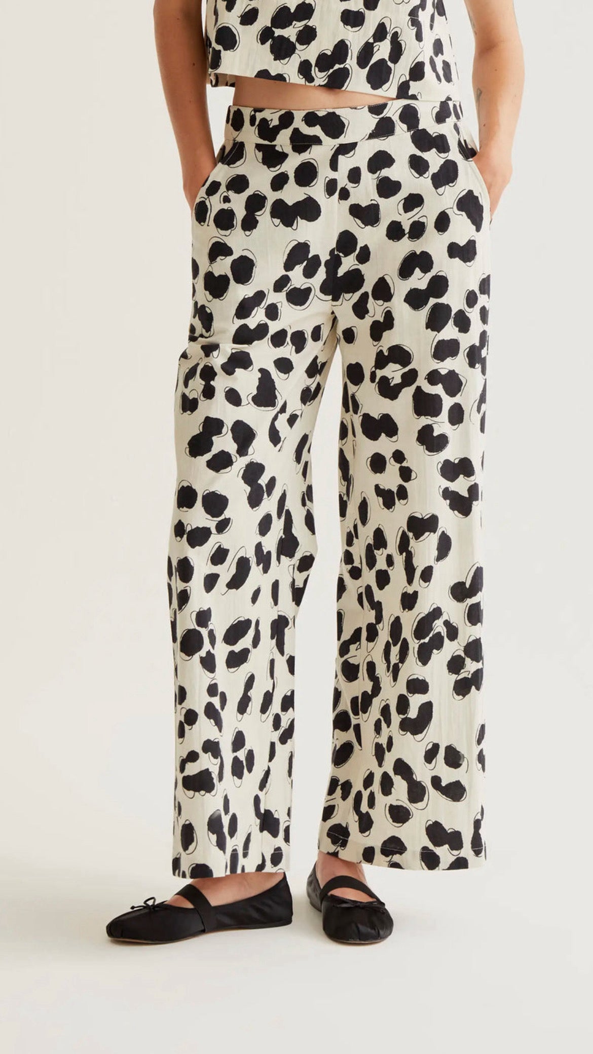Pantalón con estampado Dalmatian
