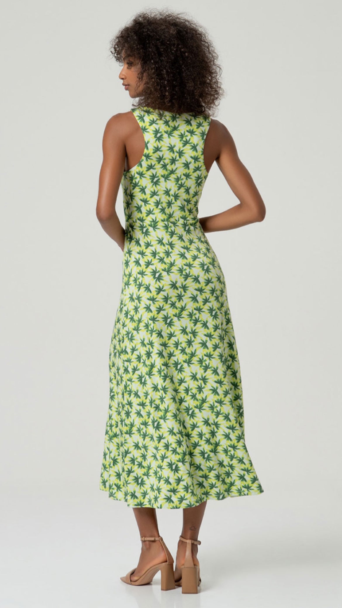 Vestido midi aloe vera drapeado Light green