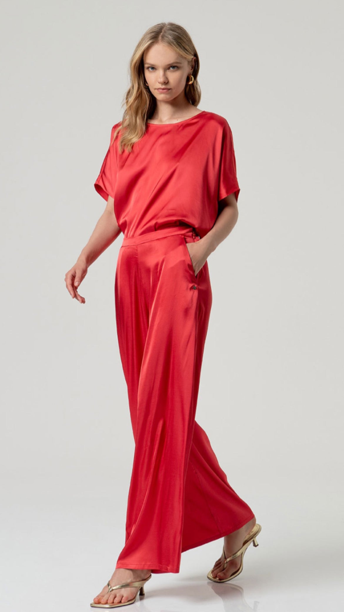 Pantalón fluido pierna ancha elástico Rojo