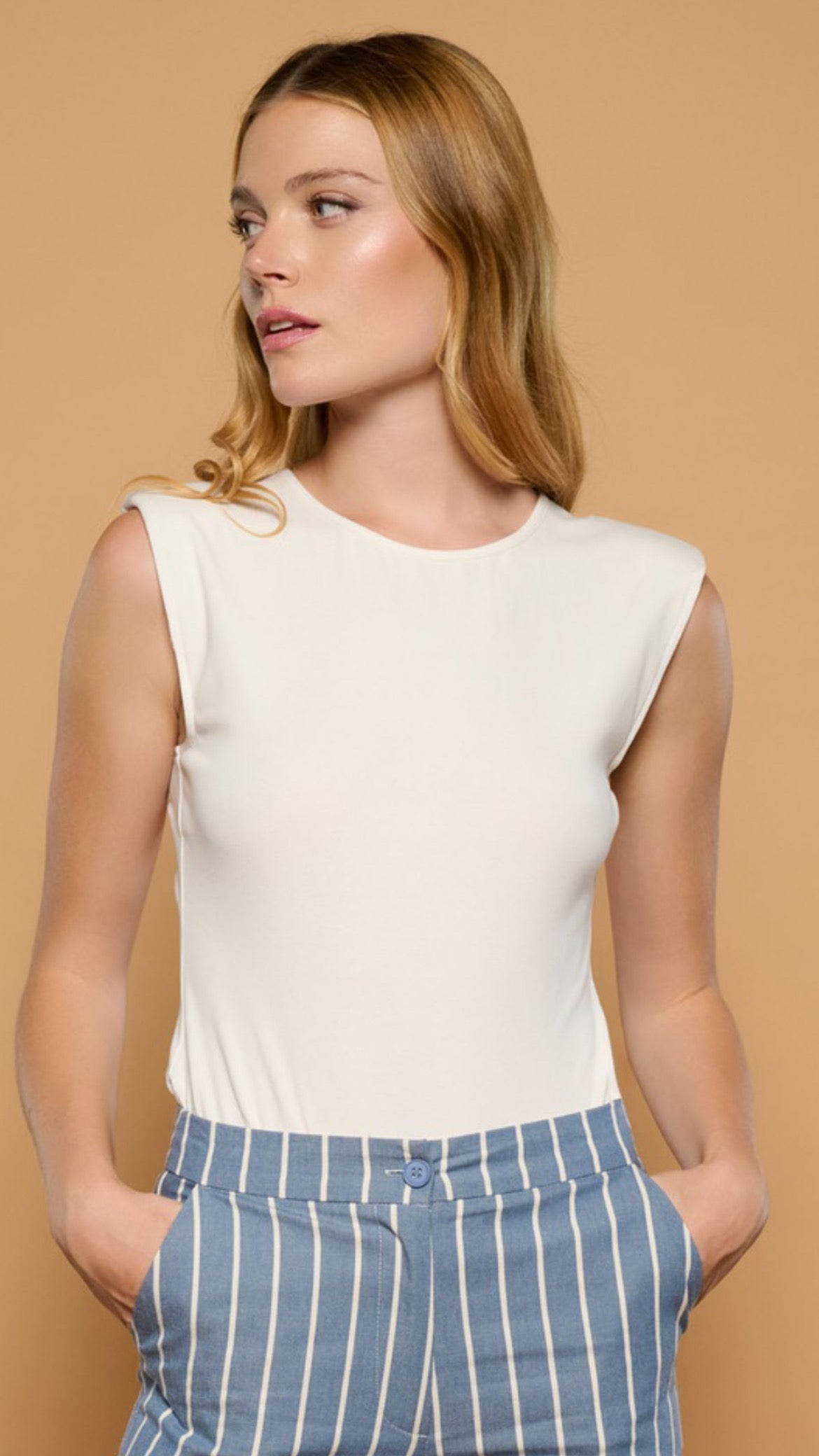 White Piti Top